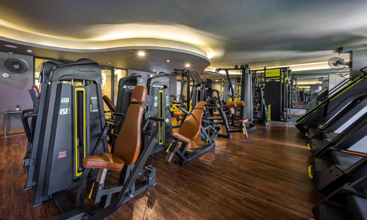 泽希纳水疗度假村【SHA Extra Plus】 Patong 外观 照片 The gym at the hotel