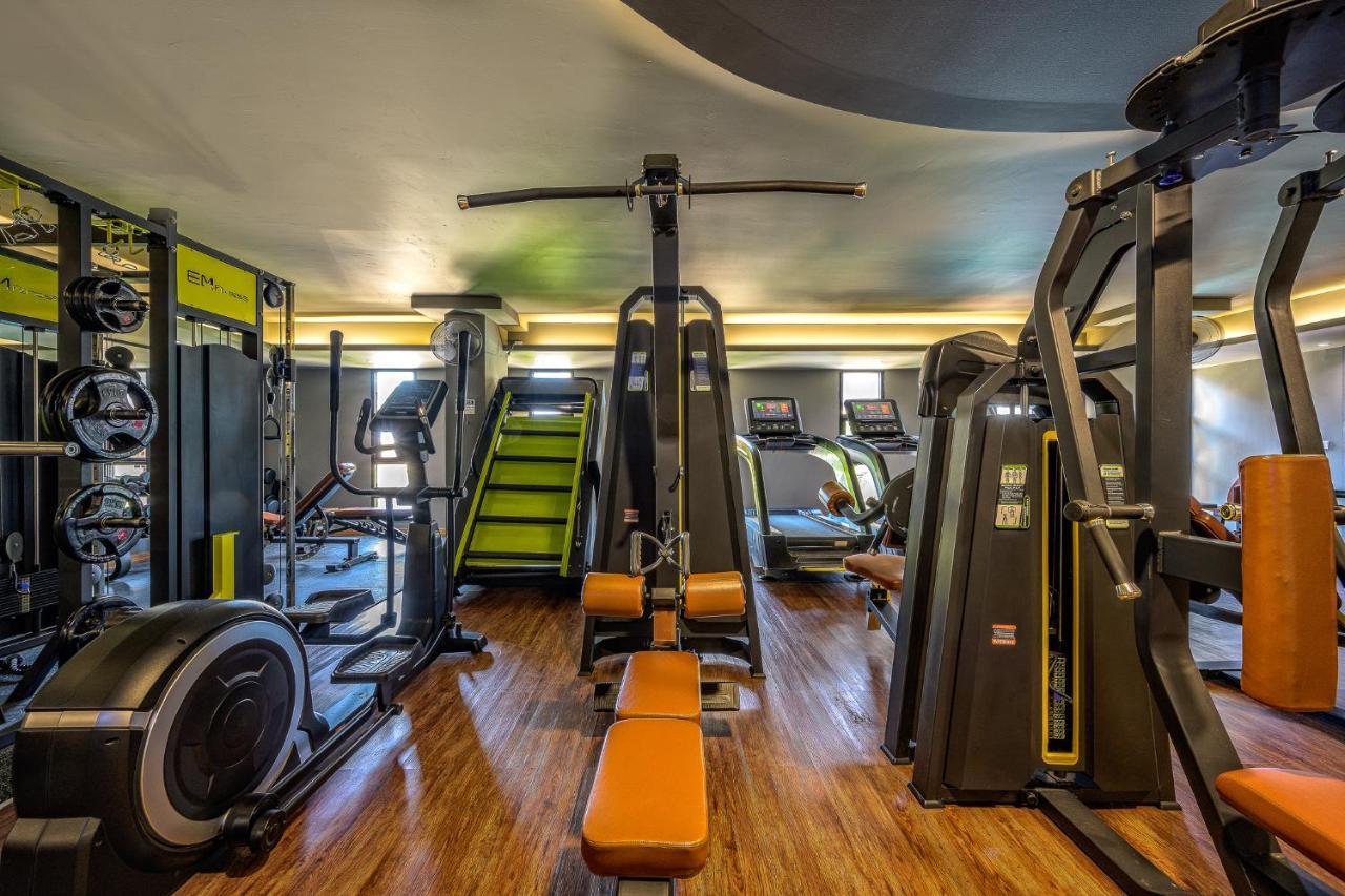 泽希纳水疗度假村【SHA Extra Plus】 Patong 外观 照片 The gym at the hotel