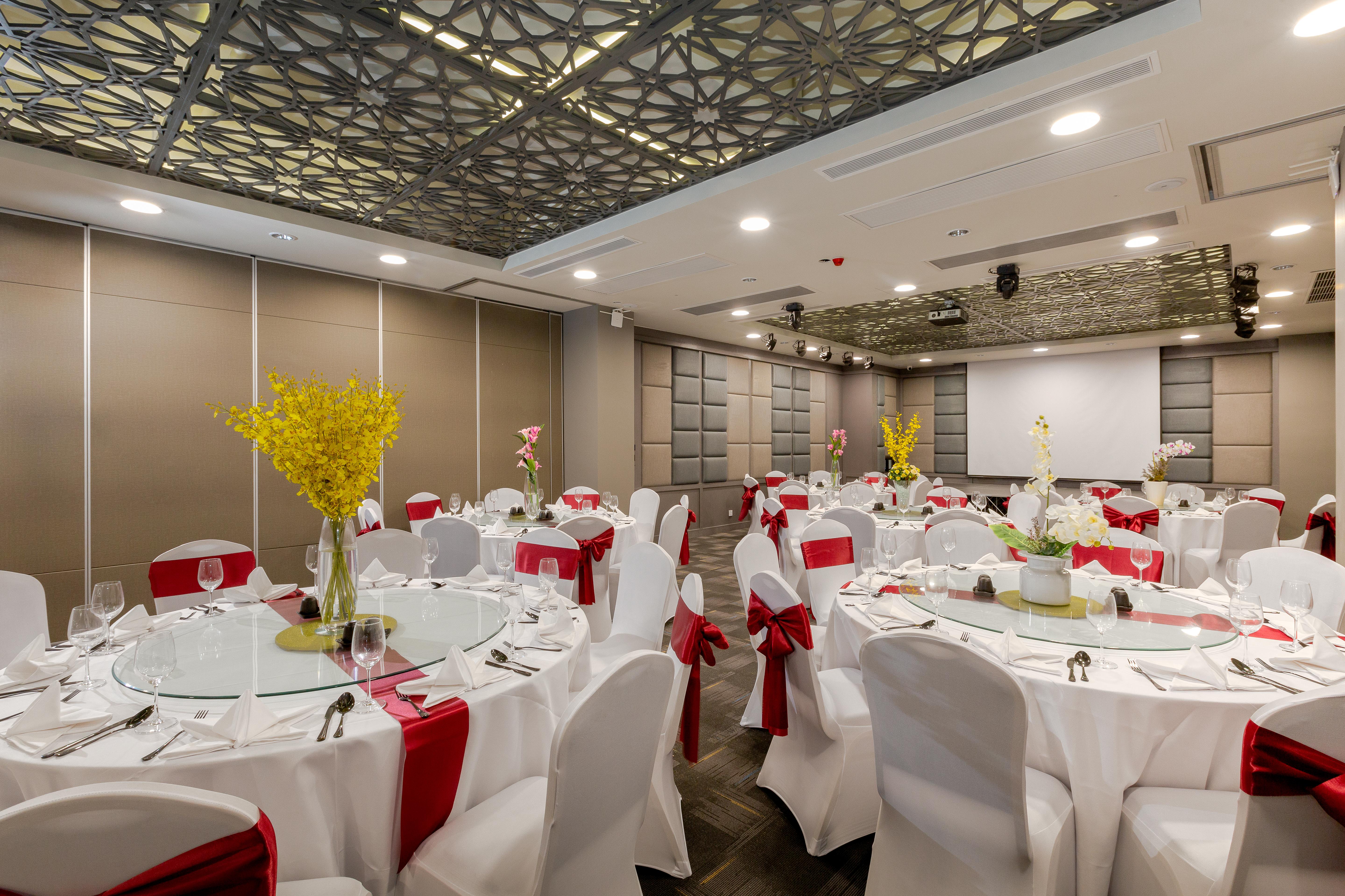 泽希纳水疗度假村【SHA Extra Plus】 Patong 外观 照片 The ballroom